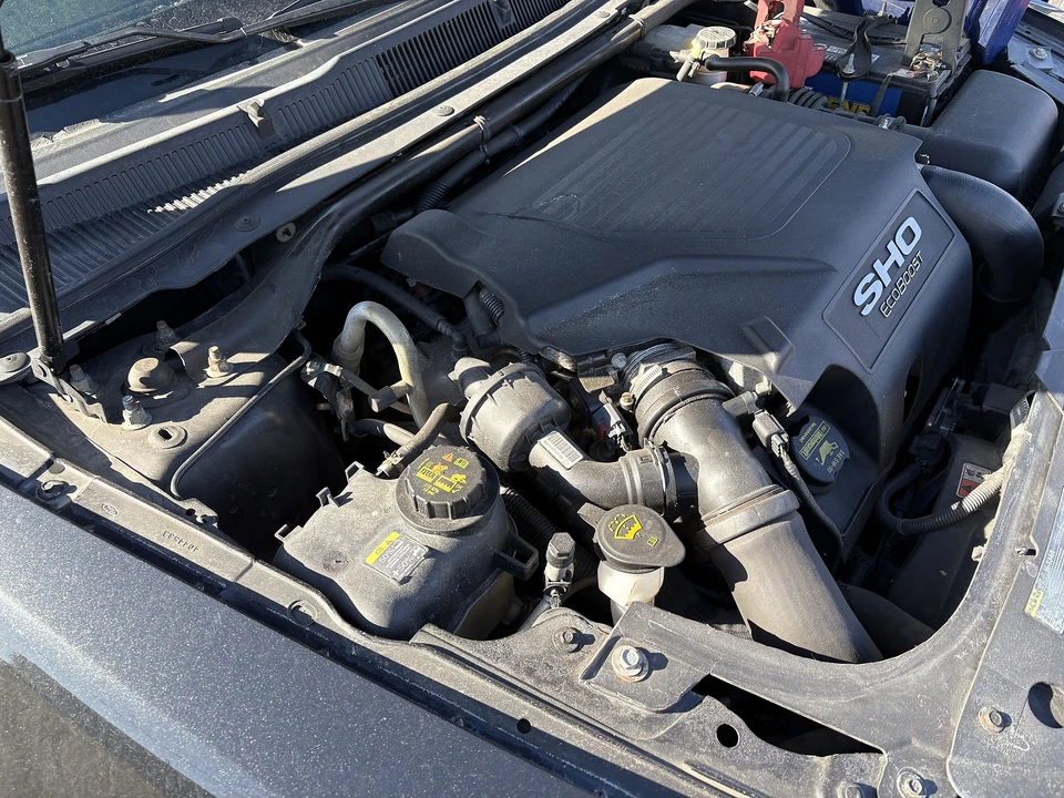 Conjunto de filtro de aire usado se adapta a: Ford Taurus 2012 3,5 L con turbo grado A Foto 2 de 4