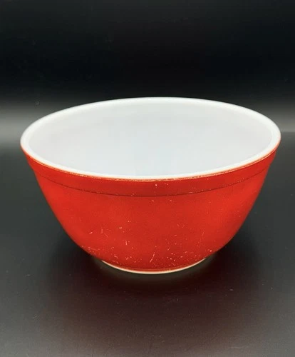 Vintage Pyrex 402 Mixing Bowl - Thumbnail 3