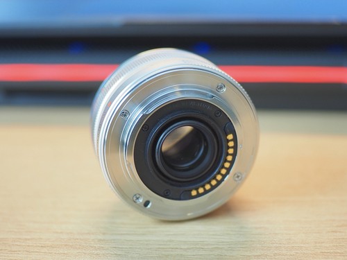Olympus Digital 17mm f1.8 M.Zuiko Lens MFT Silver - Excellent