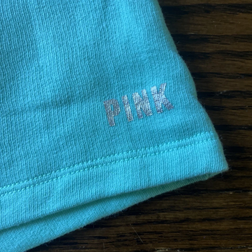 Pantalón Corto Victoria’s Secret ROSA Cintura Alta Campus en Verde Azulado Brillo Hielo Para Mujer XXL Foto 2 de 4