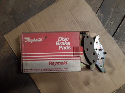 Disc Brake Pad Set 81-83 Ford Escort EXP MercuryLN7 Lynx Front Raybestos PGD179M