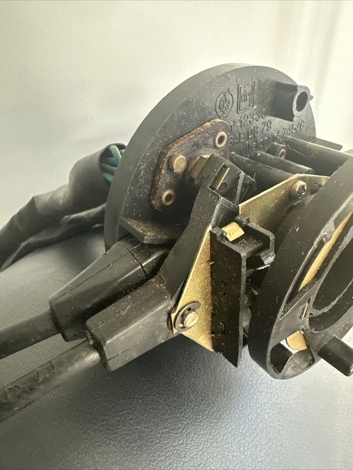 Interruptor de columna OEM FERRARI F40 DEVIO LUCE ORIGINAL FERRARI 134965 Foto 3 de 4