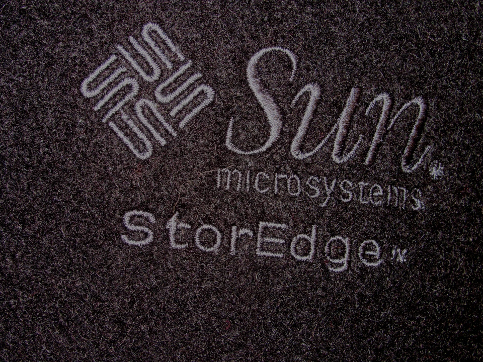 VINTAGE SUN MICROSYSTEMS 'STOREDGE' JACKET! WOOL W/LEATHER SLEEVES &TRIM! USA! M - Image 3 of 4