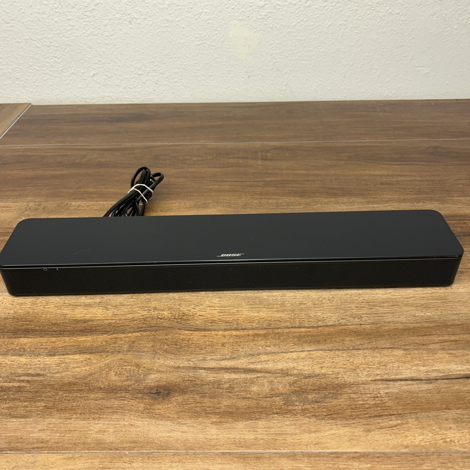 Bose TV Speaker Wireless Bluetooth Soundbar Black 431974 No 