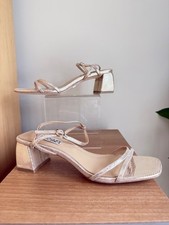 Badgley Mischka Carlota Textured Block-Heeled Sandals 7.5