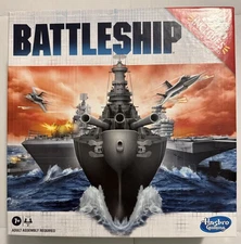 Hasbro Gaming / Battleship Table Top Game / Checked and Complete Used.