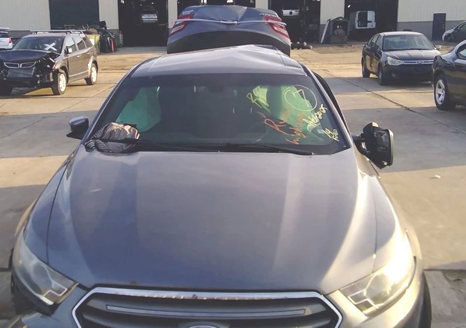 Faro halógeno para pasajero derecho Ford Taurus Limited 2013 2014 Foto 4 de 4