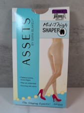 SPANX Assets by Sara Blakely Mid Thigh Shaper Nude Women's Size 5 NEW