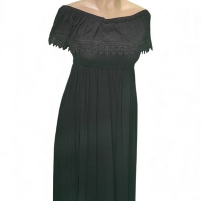 Boutique Dress: Women's Black Off Shoulder Flowy Floor Length Maxi Dress NWT