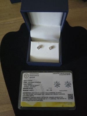 1 kt runde FVS IGI-zertifizierte 14 kt Weißgold im Labor gezüchtete Diamant Ohrstecker 