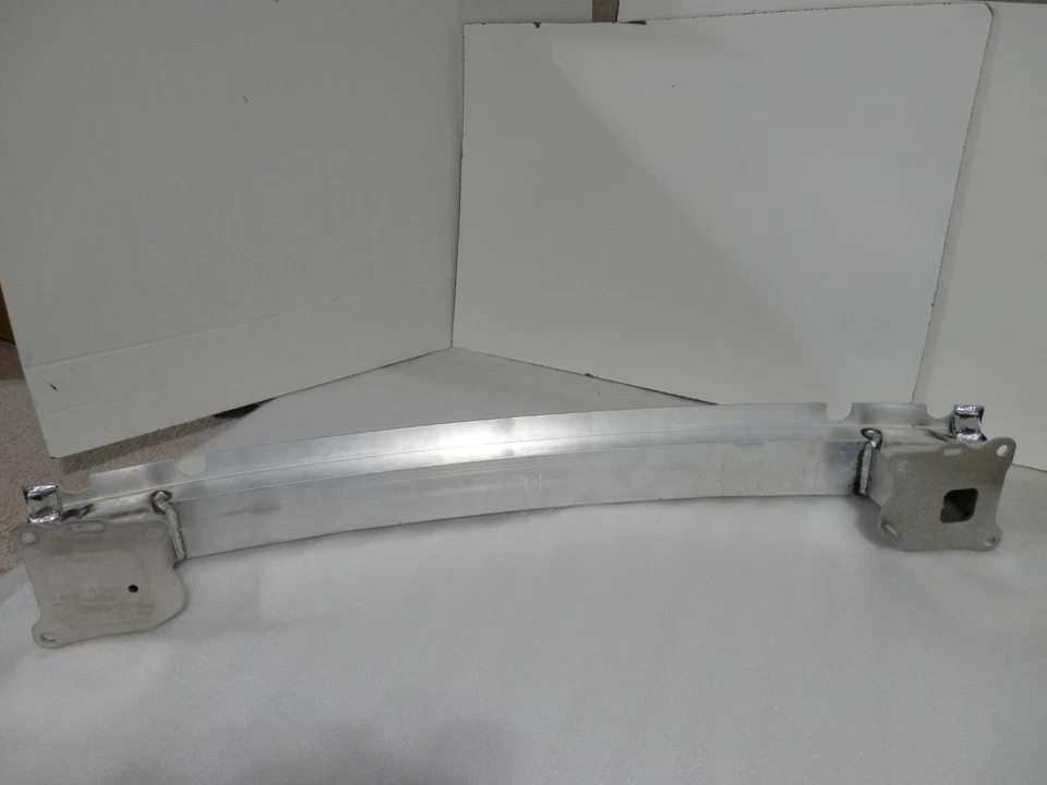 2019/21 AUDI A6/S6 REAR BUMPER REINFORMCEMENT BAR - Image 3 of 4