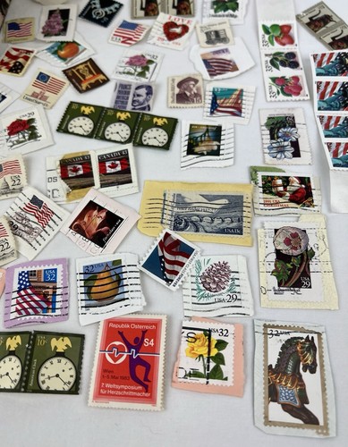 Mixed Lot of 130 U.S. Postage Stamps, 1980’s 1990’s 2000’s + Keepsake Box - Picture 3 of 15