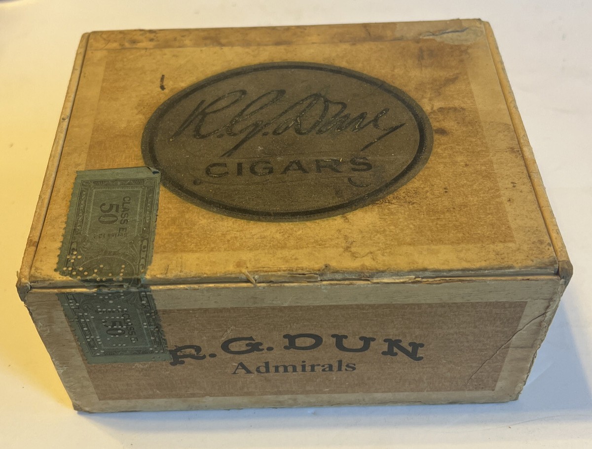 R.G. Dun Cigar Box Vintage Admirals 1950s Tax Stamp Factory 35
