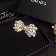 Metal enamel pearl women's brooch birthday gift 31 styles flower