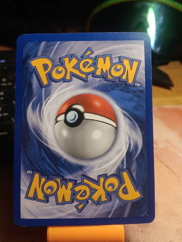 Hitmonchan Holo Rare Base Set 2 Vintage Pokemon TCG Card 8/130 WOTC - Image 3 of 4