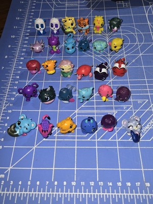 Hatchimals CollEGGtibles Minifigures (lot of 30)