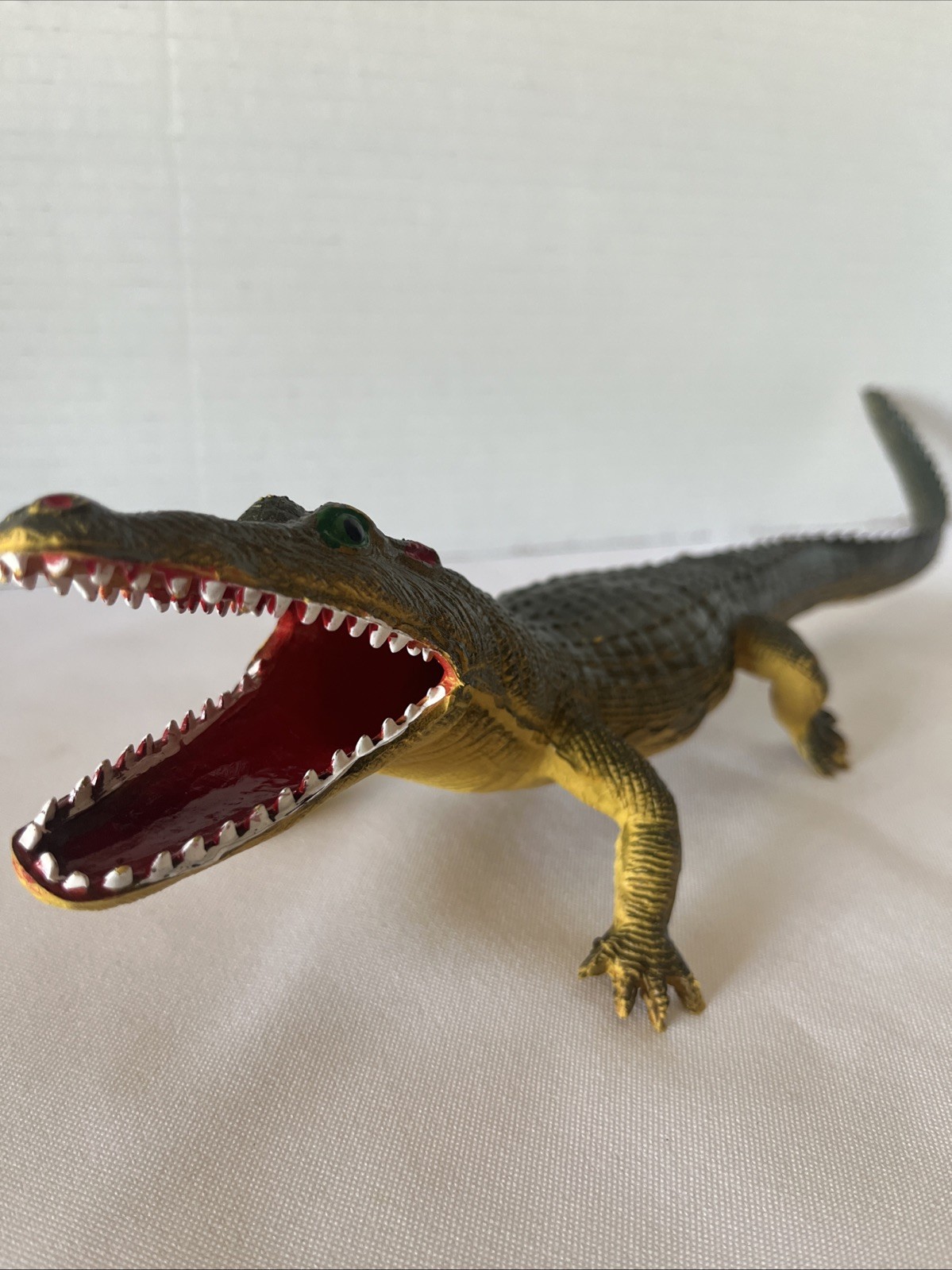 Imperial Alligator Crocodile Rubber Animal Toy Reptile Realistic Figure Vintage