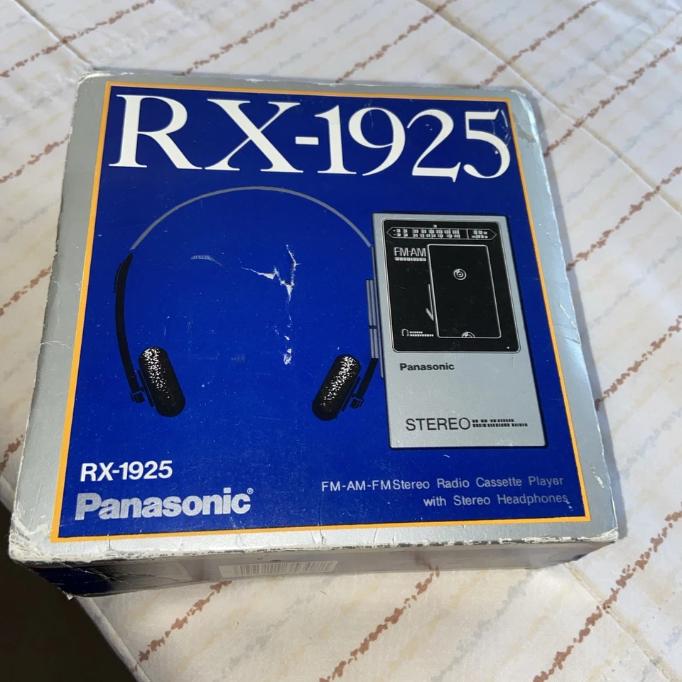 Panasonic RX-1925 Stereo Radio Cassette Player  Headphones Parts Only - Image 2 of 4