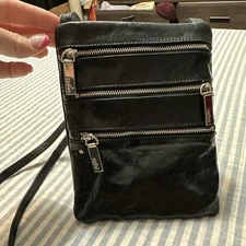 Hobo International Black Leather Crossbody Bag Purse Small 3-Zip Pockets