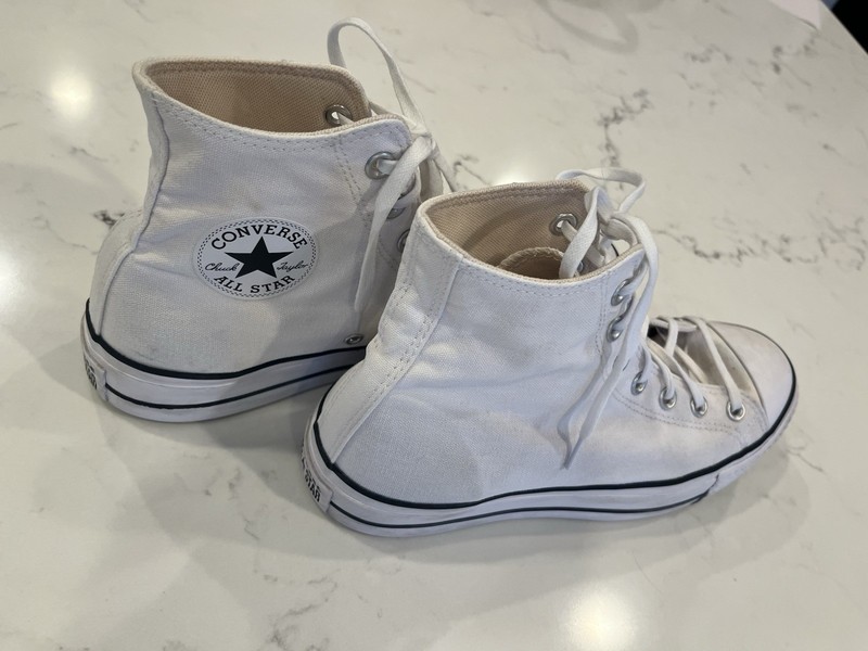 Converse Chuck Taylor All Star Women's Size 10