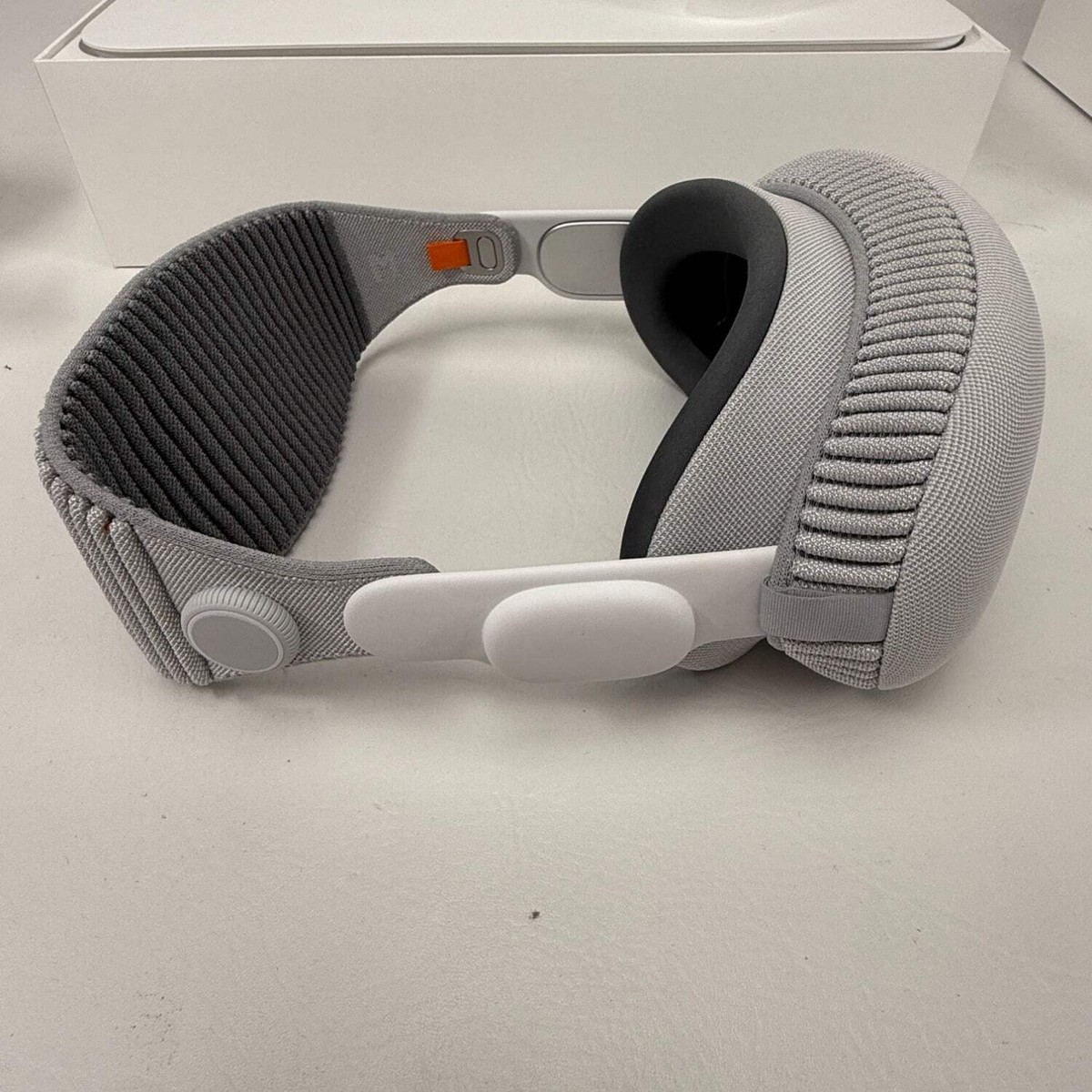 【美品】Apple Vision Pro 256GB Apple Vision Pro 256GB (US Ver)