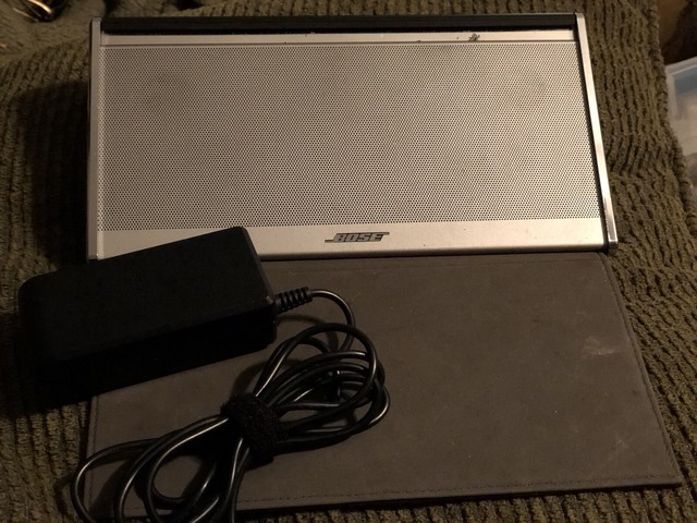 bose soundlink standard wireless mobile speaker model 404 600