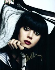 Aubrey Plaza Signed 8x10 Photo MUST SEE very nice autographed + COA