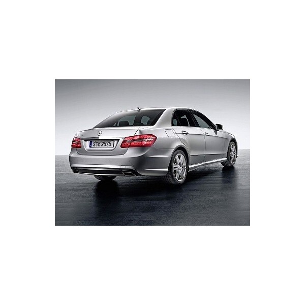 Attelage Westfa Mercedes Classe E W212 idéal pour porte-vélos et vacances en caravane