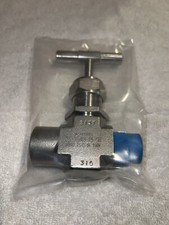 Swagelok  Integral Bonnet Needle Valve FNPT X MNPT Regulating Stem