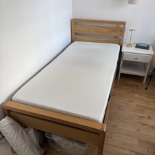 Oak Single Bed with Emma memory foam mattress Bedroom Furniture - hardly used