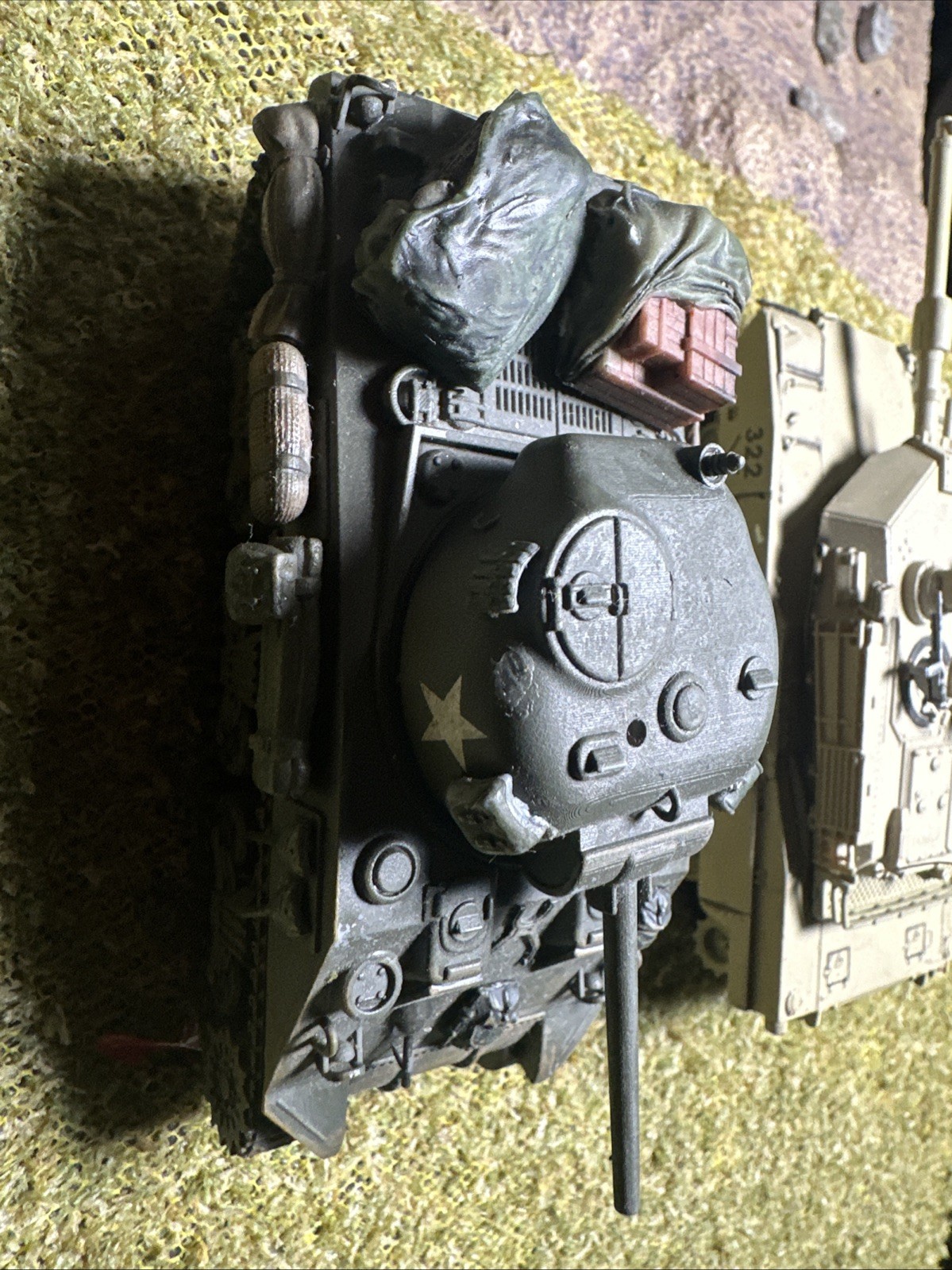 Picture 2 of 8