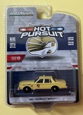 GreenLight Hot Pursuit 1983 Chevrolet Impala Police 1:64 Diecast LE