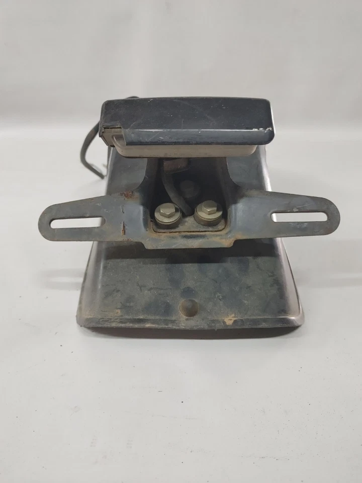 Guardabarros trasero Yamaha XZ550 1982 Vision OEM 11H-21611-00-00 Foto 2 de 4