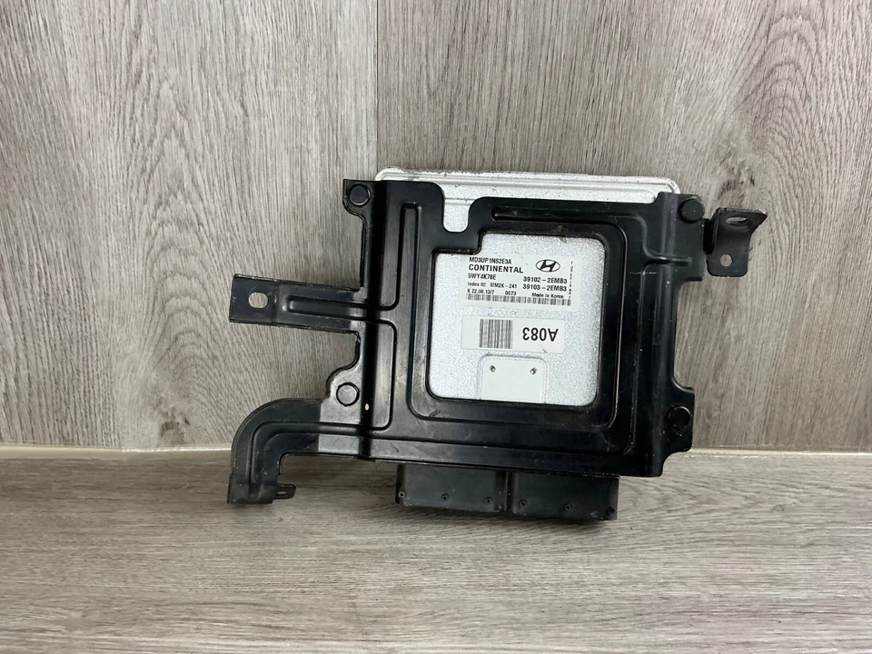 Hyundai Elantra 2011-2012-2013 ECM ECU OEM 39102-2EMB3 Foto 4 de 4
