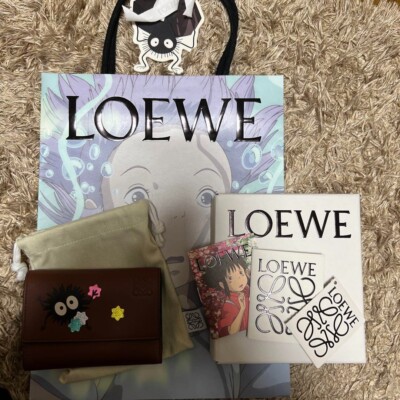 Limited Edition LOEWE x Totoro Cute Folding Wallet - Charming Susuwatari Design