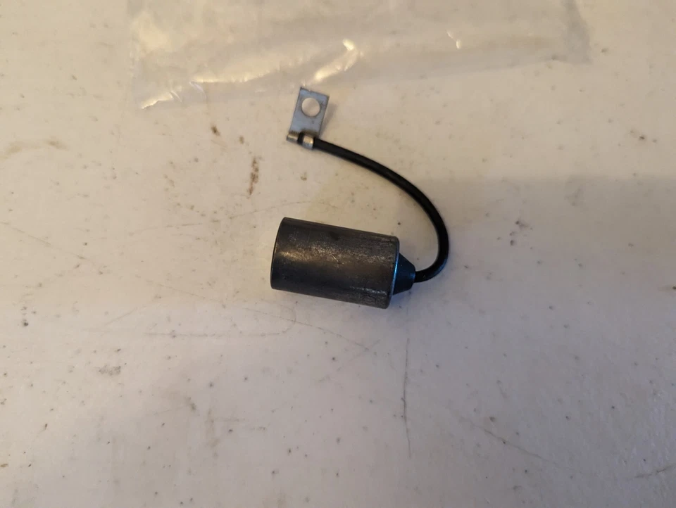 Condensador de encendido Napa Echlin EP-124 1955-61 Porsche 59-63 VW 59-63 Opel Foto 2 de 2