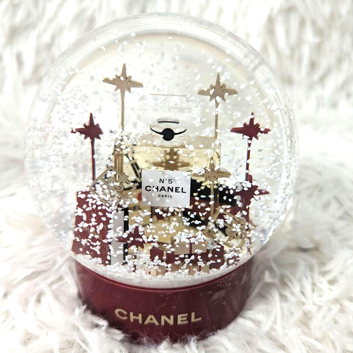 CHANEL スノードーム　クリスマス CHANEL N°5 Crystal Snow Globe Dome Rare VIP Gift Box Not for