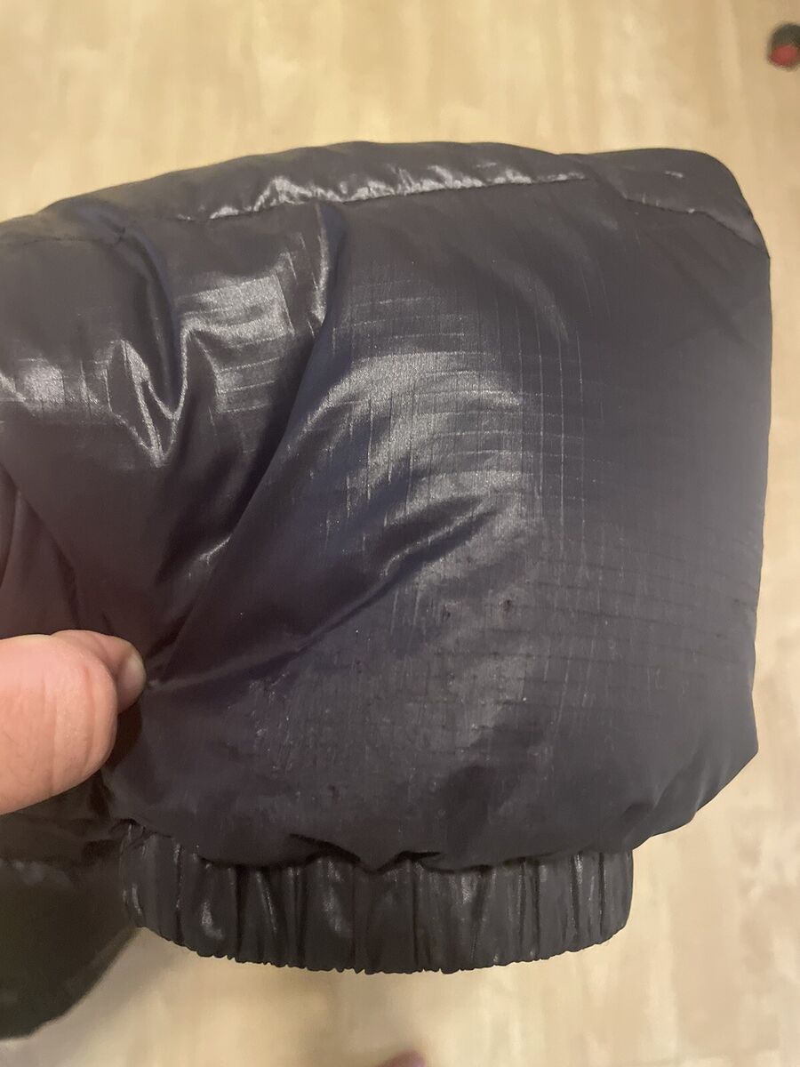 Supreme Reversible Featherweight Down Puffer Jacket FW22 Supreme Reversible Featherweight Down Puffer Jacket FW22