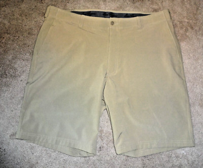 Ben Hogan Men's Beige Golf Shorts Size 40 x 10 Polyester Elastane Button Close