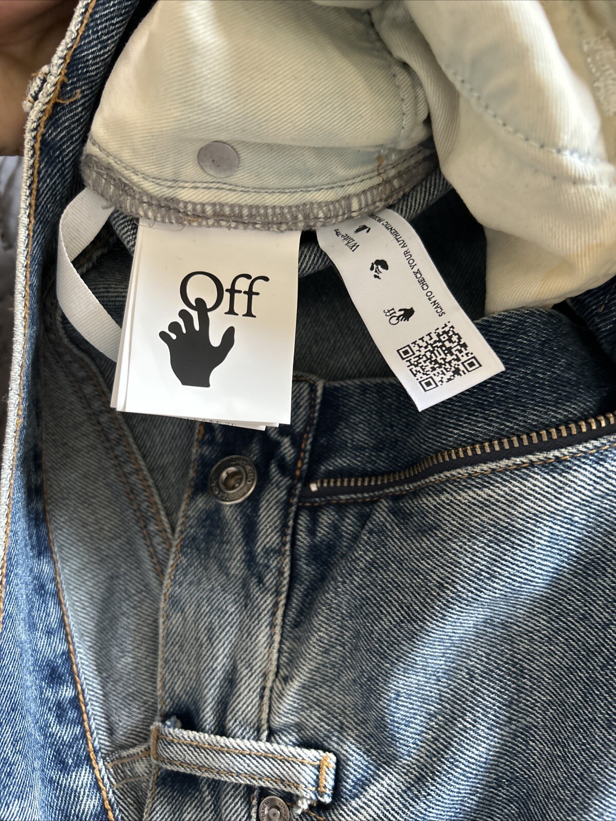 Off White Jeans - image 6