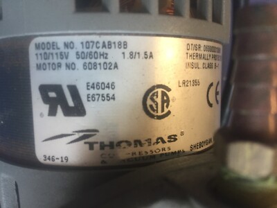 Pompa Compressore/Vuoto Thomas 107CAB18 – 1/20 CV, 115V AC – Usata Funzionante