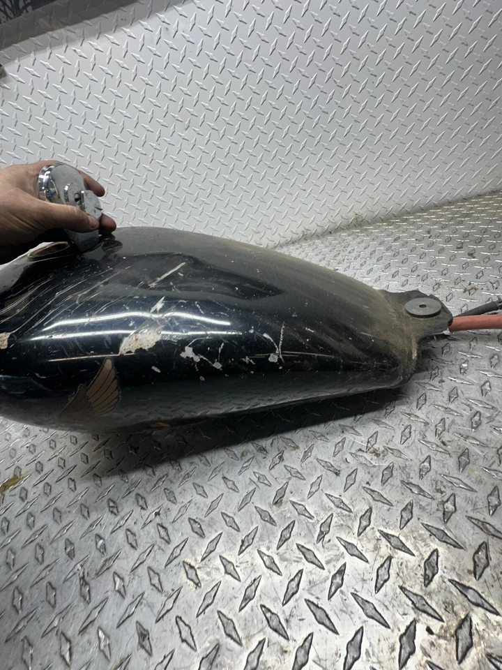 1983-1985 Honda VT 700 750 tanque de combustível gasolina sombra 175A1-ME9-020ZB - Imagem 4 de 4