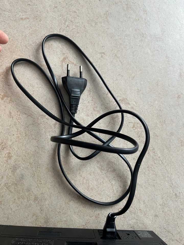 sanyo am/fm cassete recorder original aus Japan model no.m2670f - Bild 3 von 4