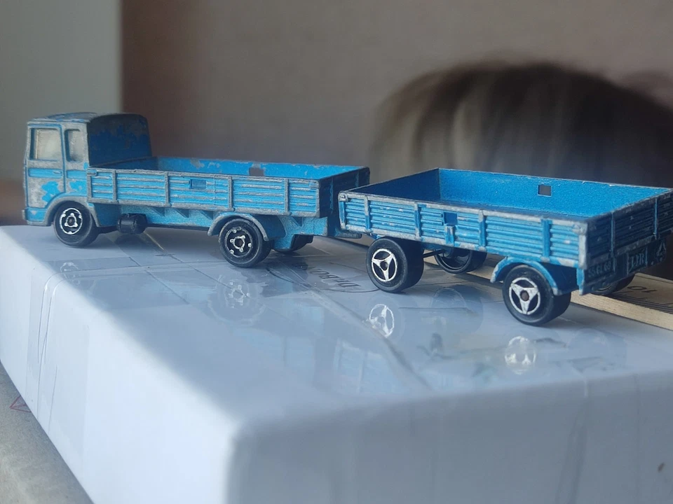 Majorette Saviem France Diecast Car, 1:100, truck with trailer Vintage Retro Car - Image 2 of 4