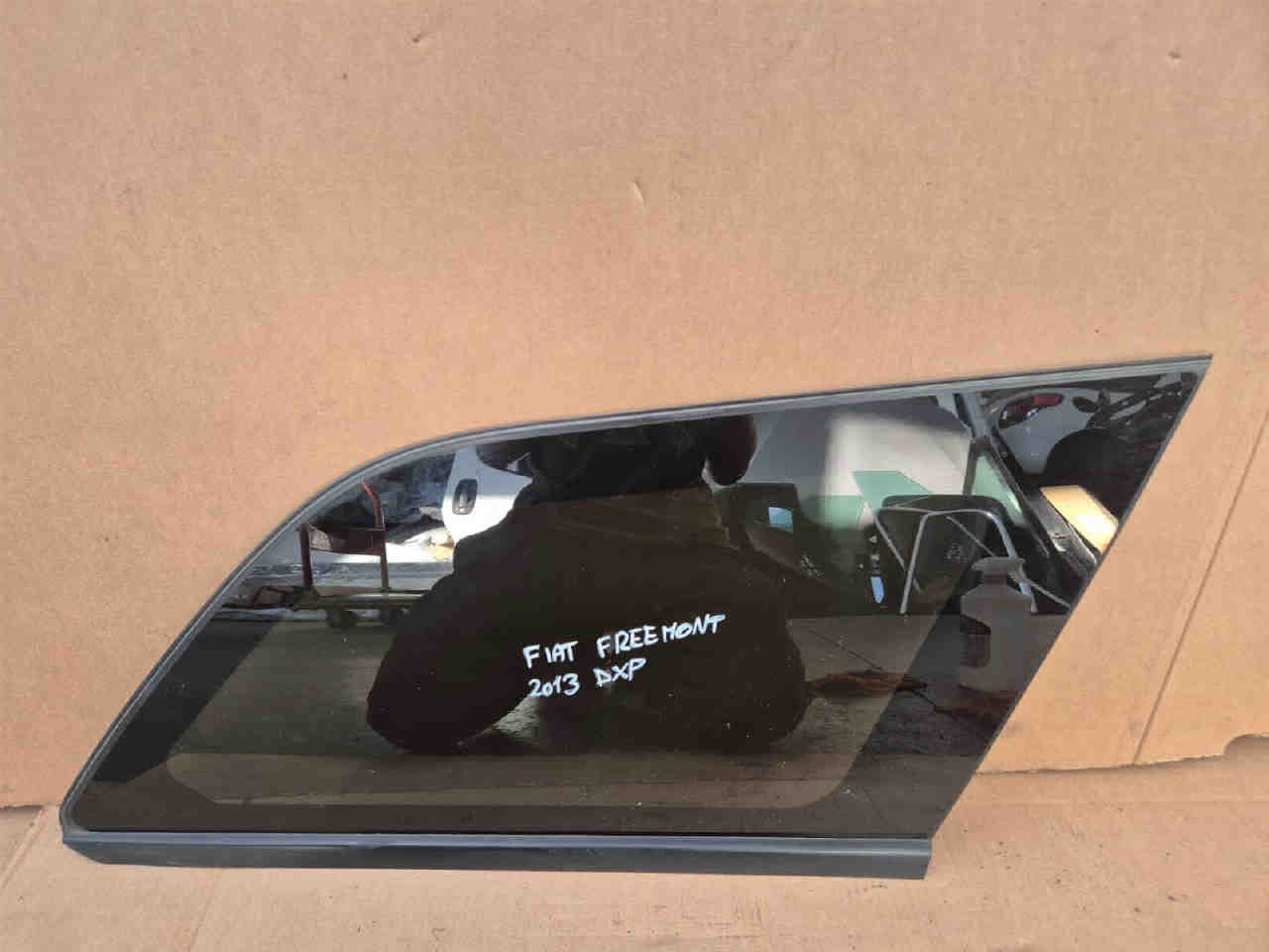 VETRO FISSO POSTERIORE DX PER FIAT Freemont 1° Serie (11>)