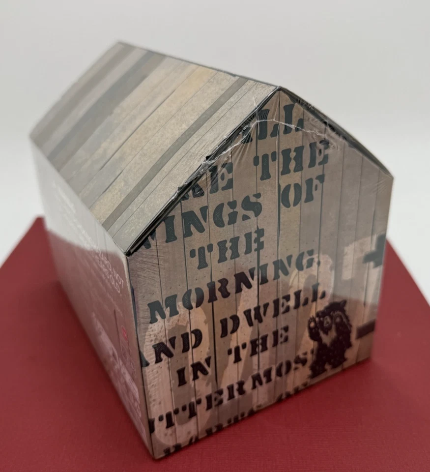 Pop Mart ☆ Hirono ☆ 💯AUTHENTIC : Living Wild 🧸 Fight for Joy -Plush Vinyl Doll Foto 4 de 4