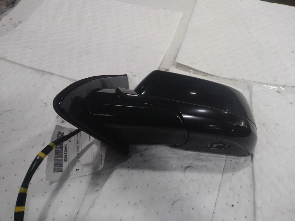 Used Left Door Mirror fits: 2016 Chevrolet Suburban 1500 Power w/turn signal opt - Image 2 of 4