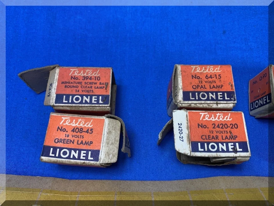 LIONEL ELECTRIC MODEL TRAIN ACCESSORIES LAMP BULBS CLEAR WHITE RED GREEN & BOXES - Image 4 of 4