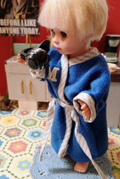 Madame Alexander 8" ÚLTIMA taza de DIORAMA CAFÉ Foto 3 de 4