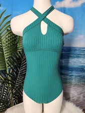 NWT Cupshe One Piece Swimsuit Bathing Suit Size Medium Green Textured
